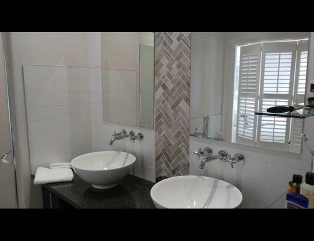 2 BEDROOM PROPERTY TO RENT IN MORNINGSIDE